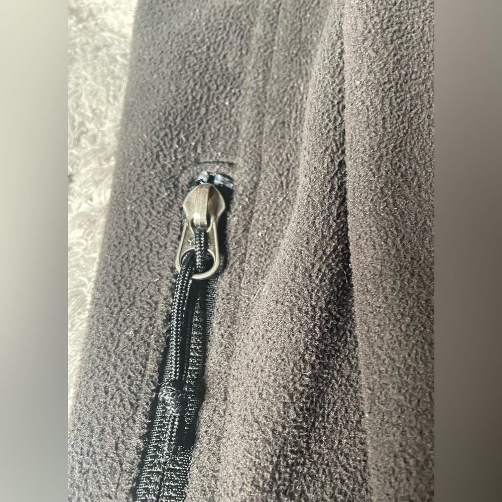 ❄️🐧Black North Face Windwall shell jacket Womens size medium - Picture 3 of 10